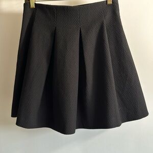 H&M black skirt